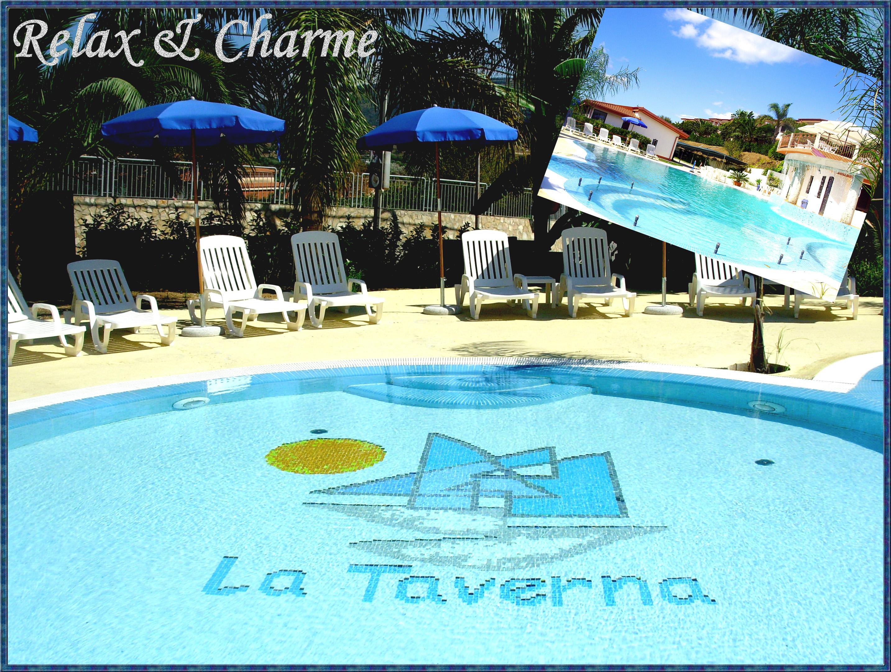 Residence Hotel La Taverna 카포바티카노 외부 사진