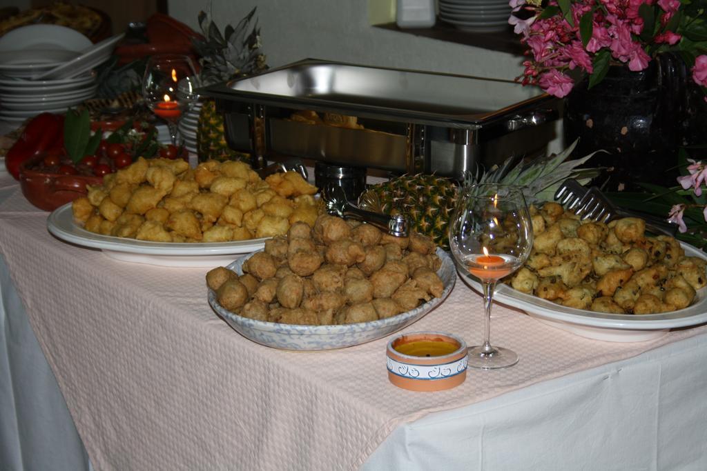 Residence Hotel La Taverna 카포바티카노 외부 사진